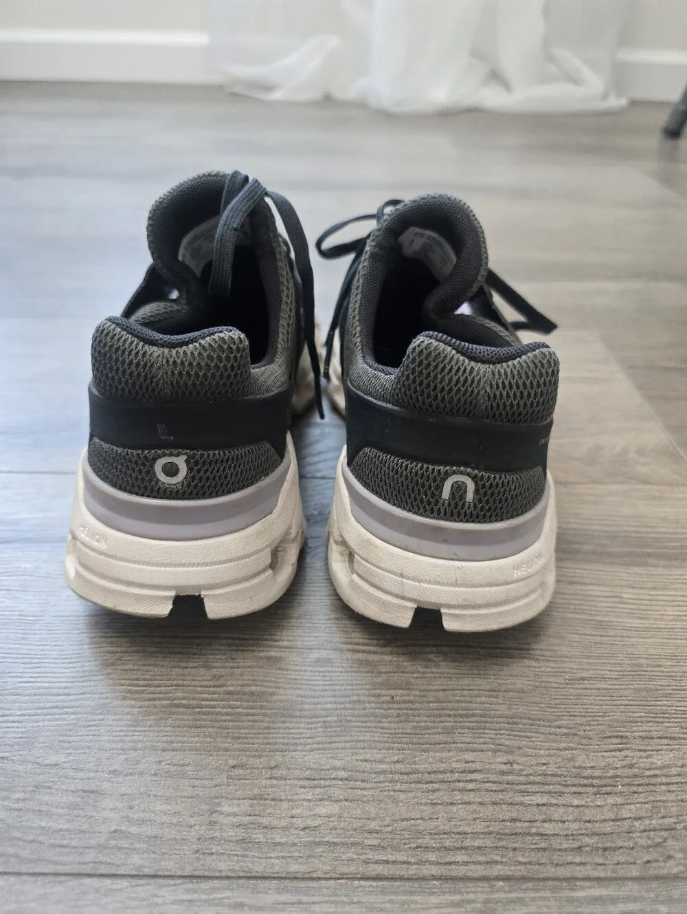 On Cloudswift running Sneakers Magnet/Lavender Size 6 Athletic Athleisure